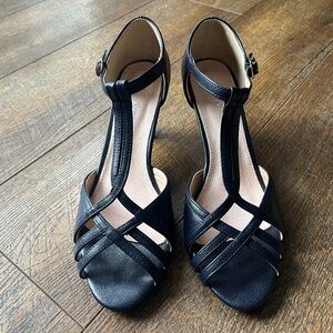 Dolce Nome Women’s Leather Shoes